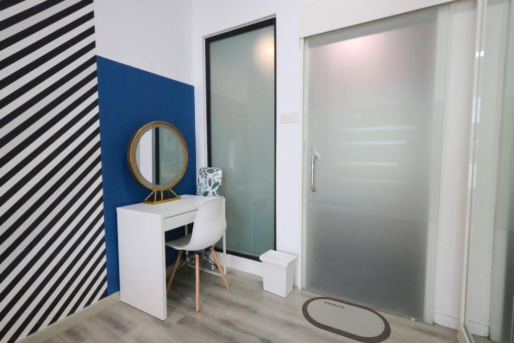 Mosaic Southkey Premium Midvalley Jb 4pax Johor Bahru